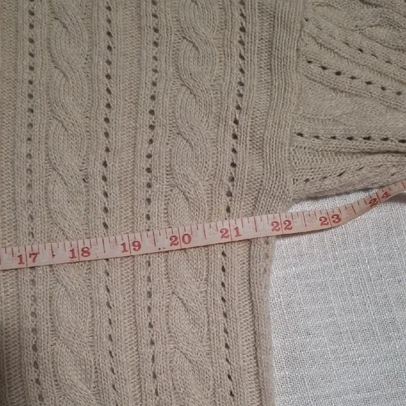 Elan Women's Beige V-Neck Cable Knit Sweater Size L - Picture 8 of 12